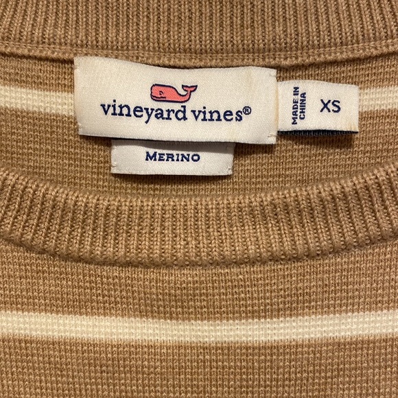 Vineyard Vines Sweater Dress - Picture 3 of 6
